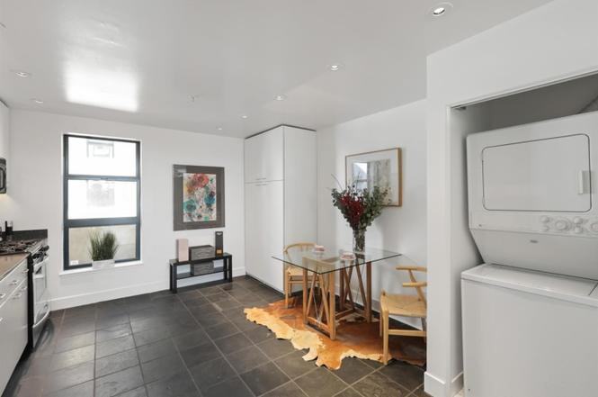 161 Gilbert St #11 - Photo 5 of 11