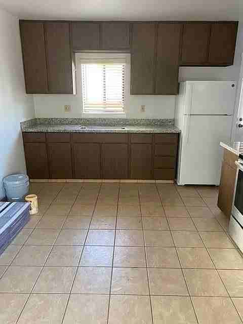1135 5th St #3 - Photo 2 of 6