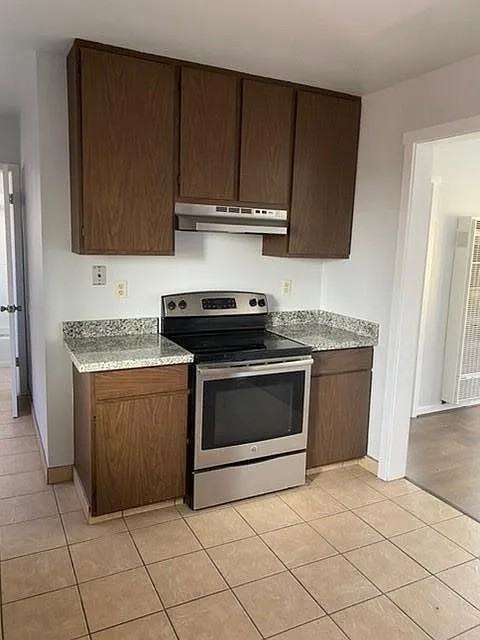1135 5th St #3 - Photo 5 of 6