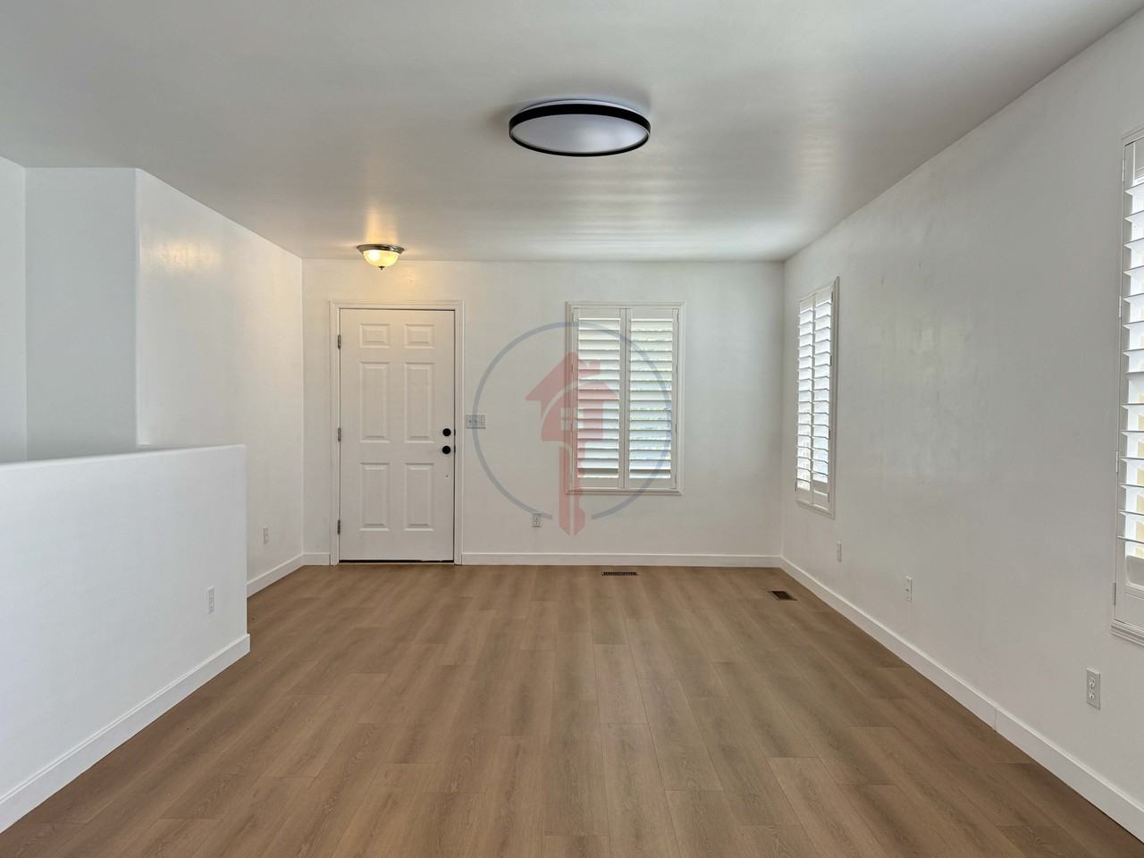 1704 N Aly - Photo 2 of 42