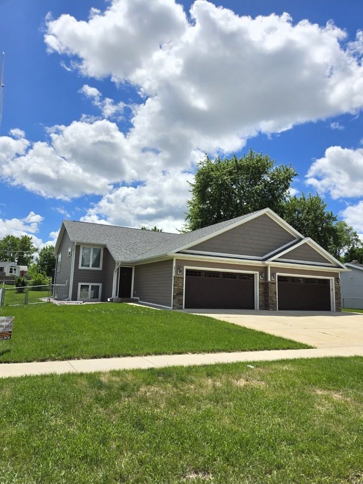 2721 Kellogg Ave #1