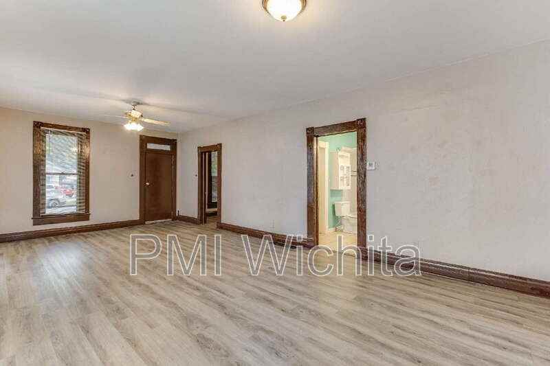 514 S Fern Ave - Photo 5 of 16