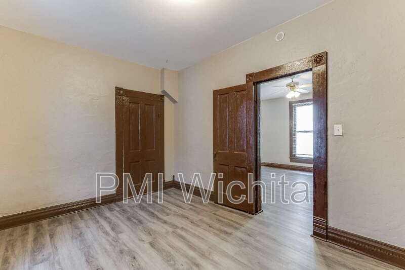 514 S Fern Ave - Photo 6 of 16