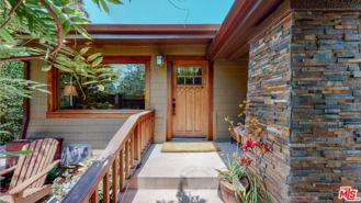 625 California Ave - Photo 1 of 1
