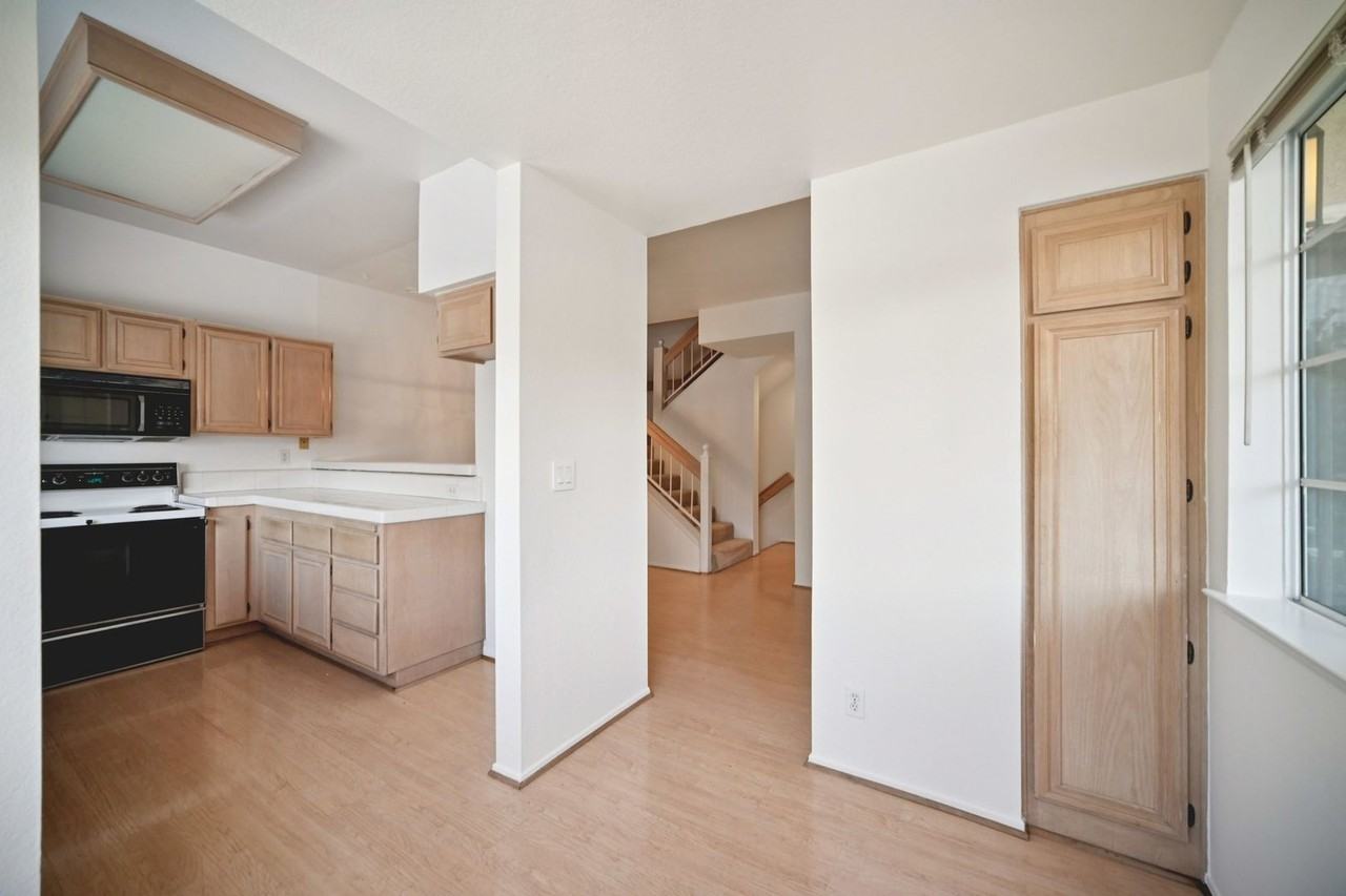668 Oak Run Trl #103 - Photo 5 of 39