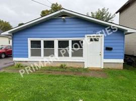 featured image of 208 1/2 Hartwell Ave