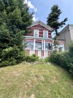featured image of 638 Carbon St