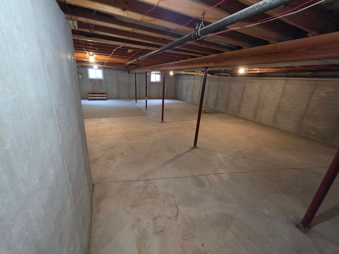 1125 Latigo Ln - Photo 3 of 22