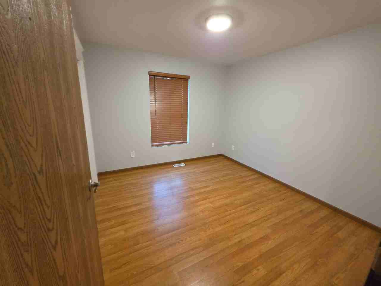 1125 Latigo Ln - Photo 7 of 22