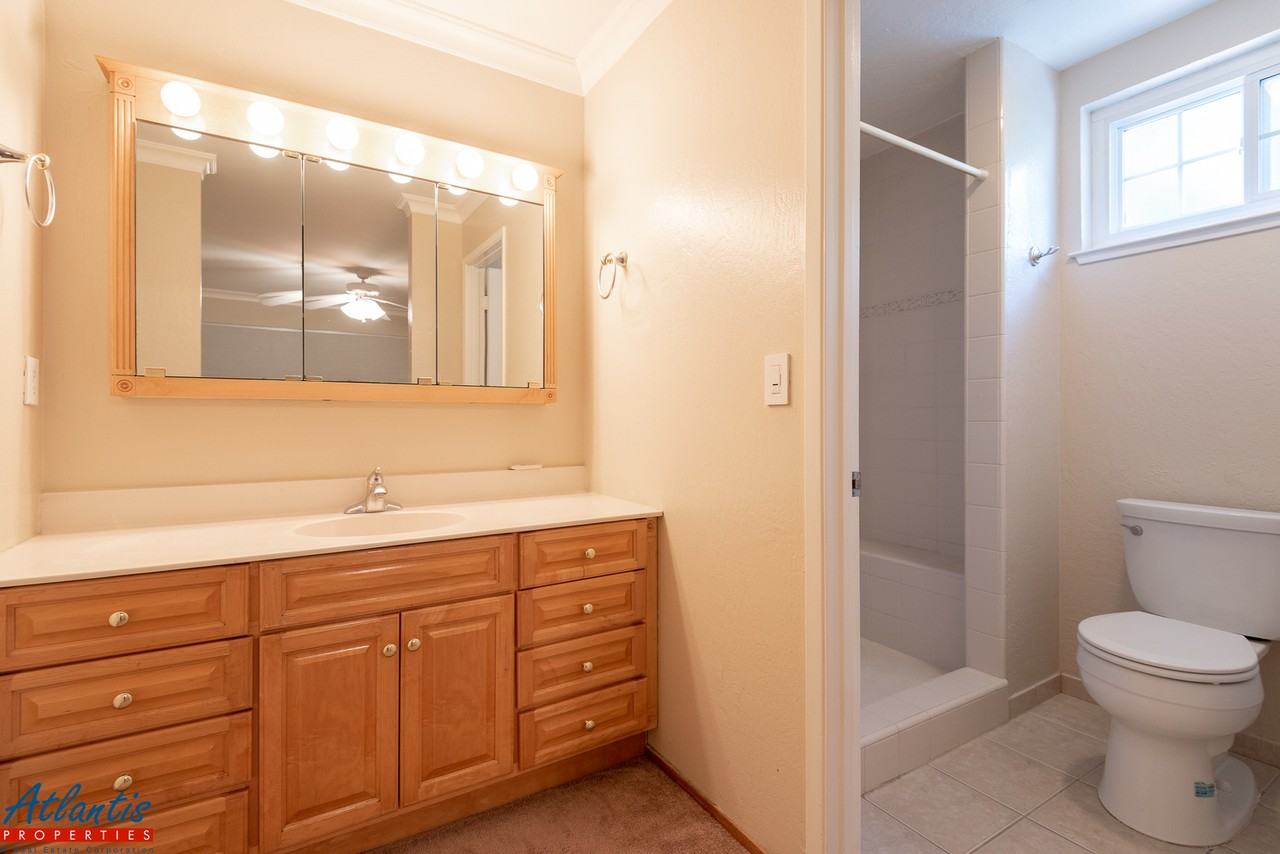 6043 Meridian Ave - Photo 7 of 15