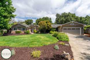 1492 Walbrook Dr - Photo 1 of 1