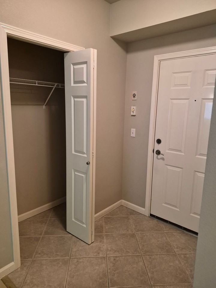 15000 Juanita Dr Ne #302 - Photo 4 of 21