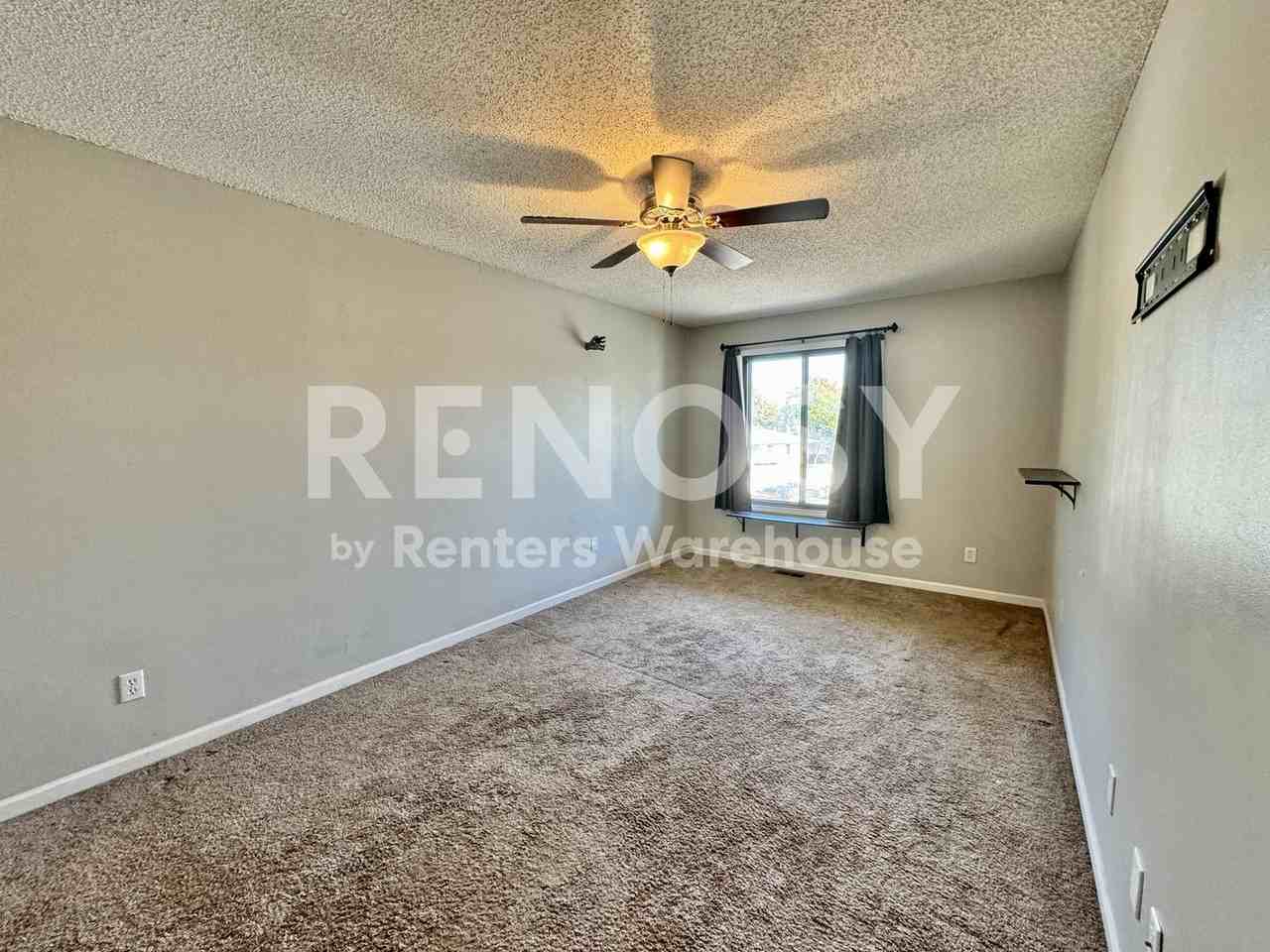 1308 Landmark Trl S - Photo 7 of 32