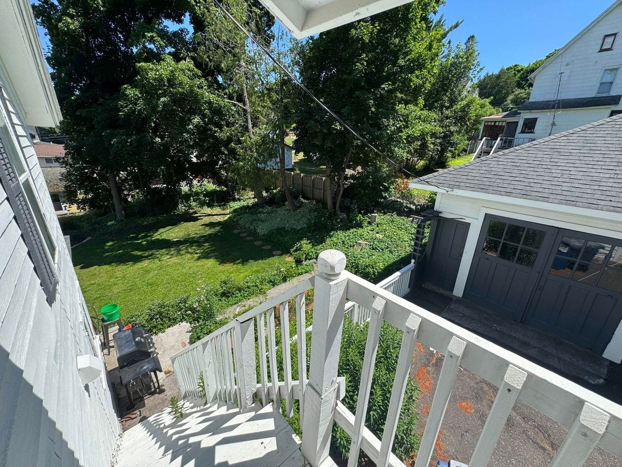 105 W Houghton Ave - Photo 7 of 33