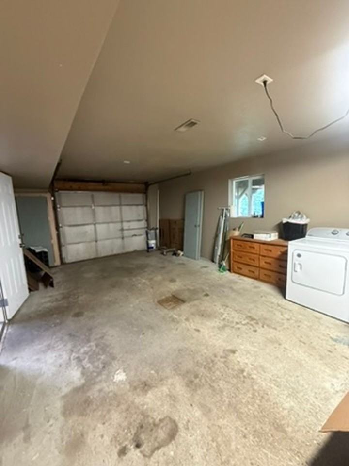 3820 Hardluck Dr - Photo 5 of 33