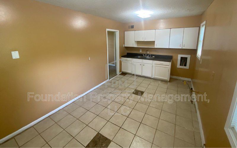 3425 Ladue St - Photo 3 of 22