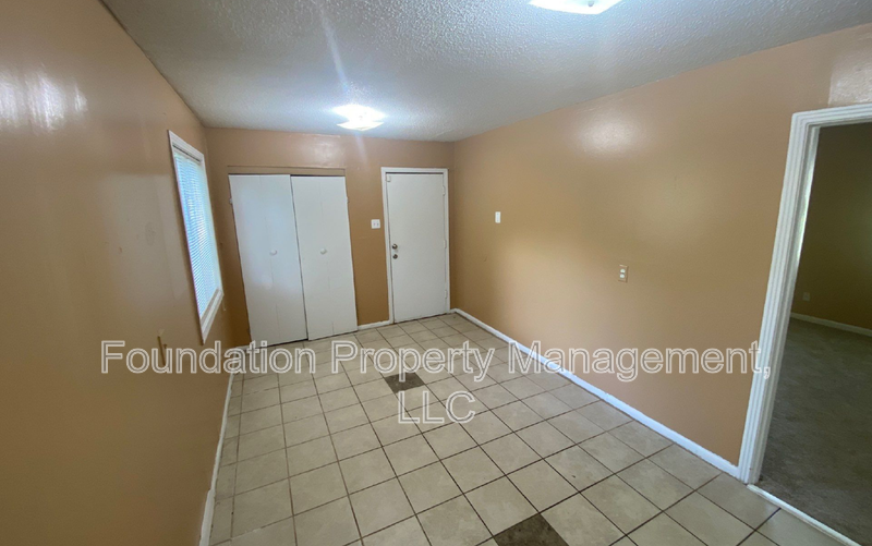 3425 Ladue St - Photo 7 of 22
