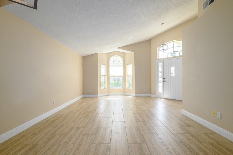 12803 Maribou Cir - Photo 4 of 34