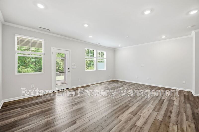 260 Garden Vine Trl - Photo 7 of 43
