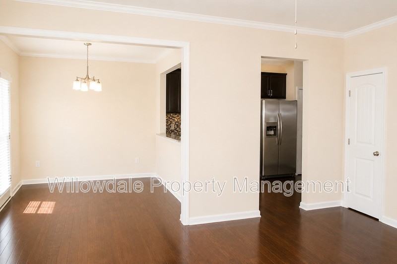 2132 Chipley Dr - Photo 6 of 16
