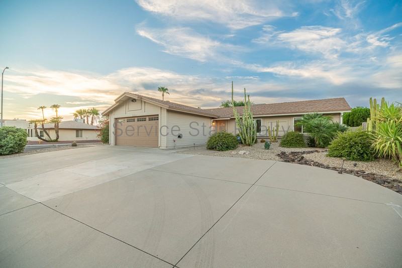 6802 E Paradise Ln - Photo 3 of 22