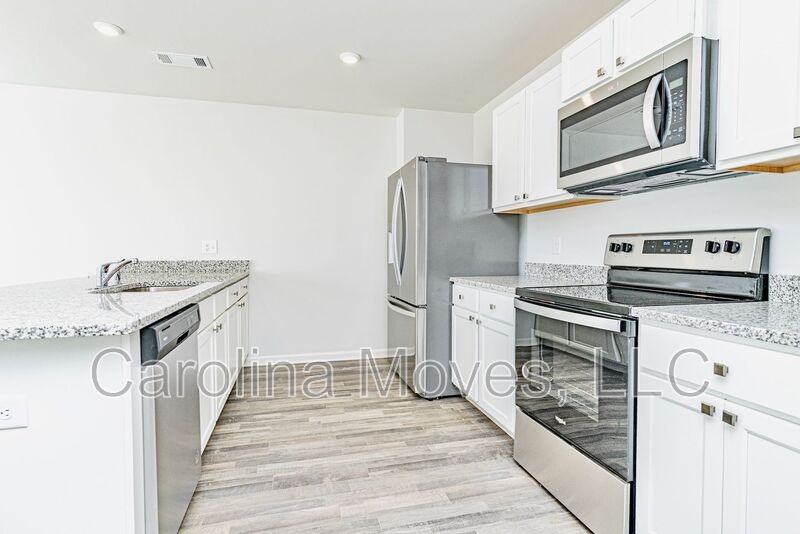 638 Farmstead Trl - Photo 6 of 16