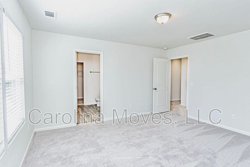 638 Farmstead Trl - Photo 7 of 16