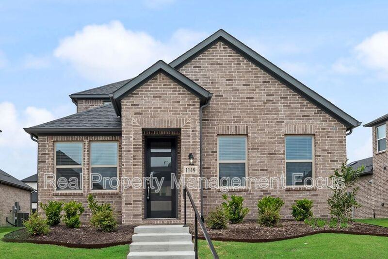 1149 Beautyberry Ln - Photo 2 of 30