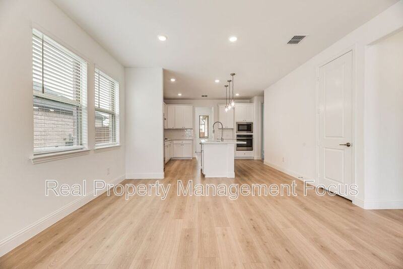 1149 Beautyberry Ln - Photo 6 of 30