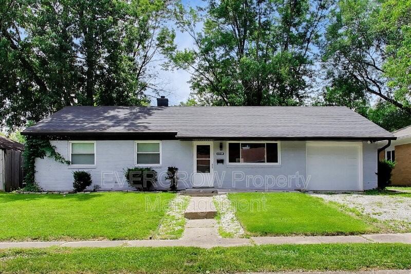 7239 E 34th Pl