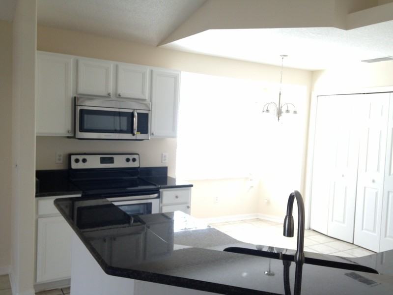 138 Pin Oak Pl - Photo 5 of 14