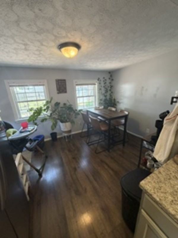 237 Asbury Rd - Photo 3 of 15