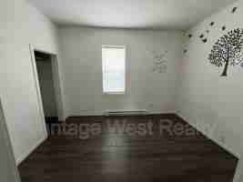 featured image of 175 Eckhardt Ave W
