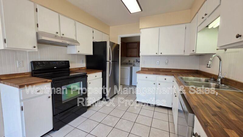 2732 Hearthwood Ln - Photo 7 of 21