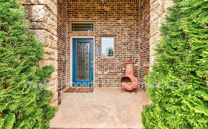 300 Sw 171st St - Photo 2 of 7