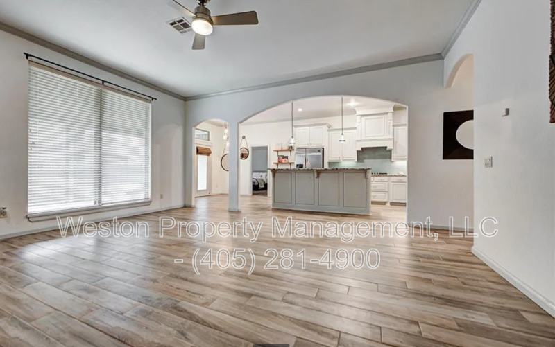 300 Sw 171st St - Photo 4 of 7