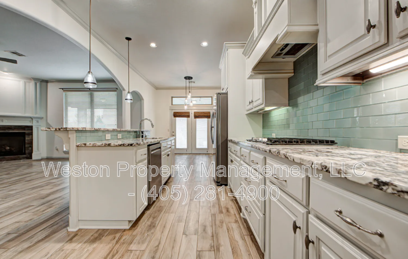 300 Sw 171st St - Photo 7 of 7