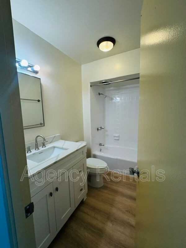 1019 Punahou St #305 - Photo 6 of 7