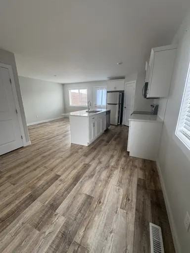 11408 96 St - Photo 2 of 17