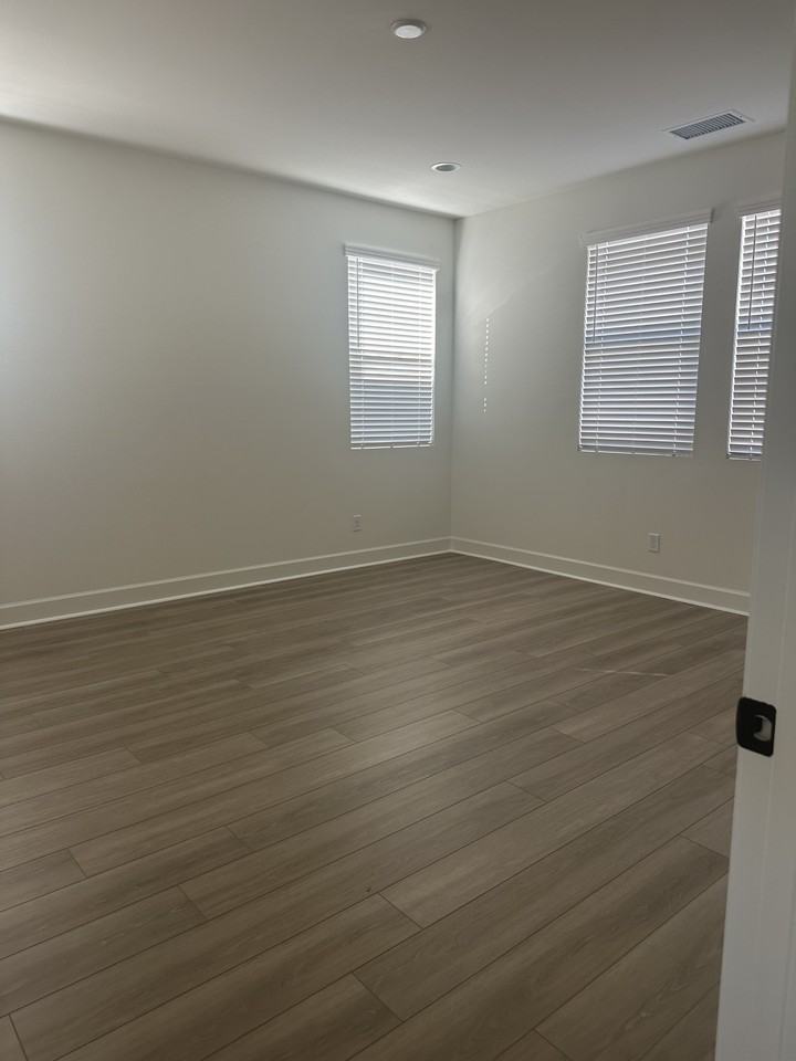 484 San Lorenzo Rd #NA - Photo 2 of 9