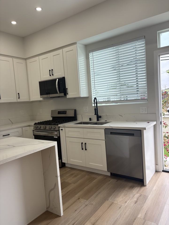 1226 Fern Ave #NA - Photo 6 of 38