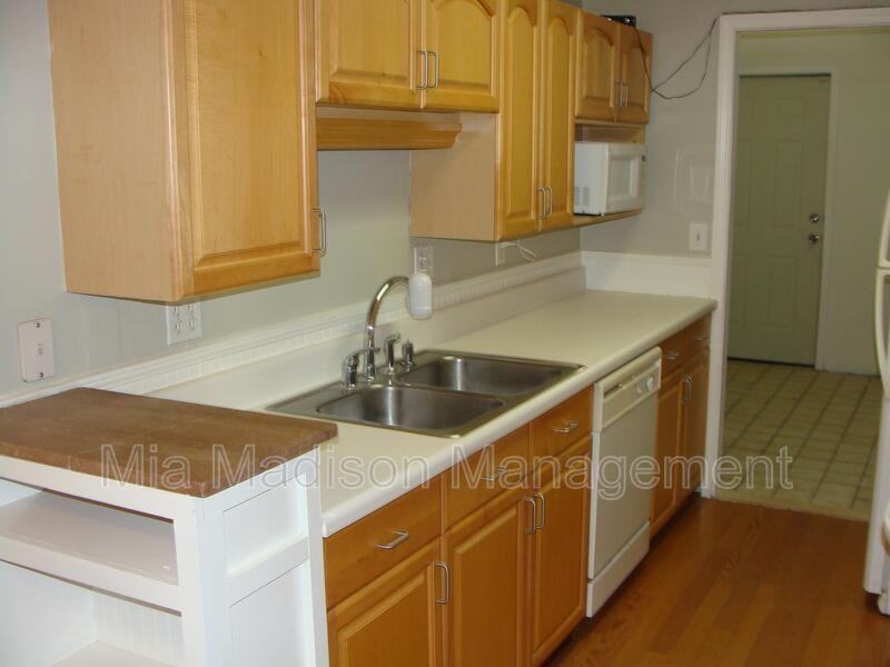 4708 Spring Hill Rd - Photo 4 of 13