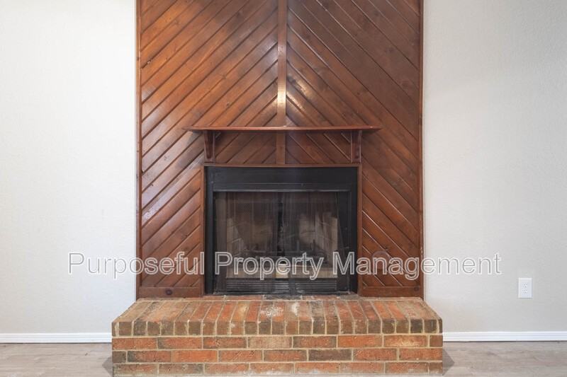 313 Belmont Dr - Photo 4 of 21