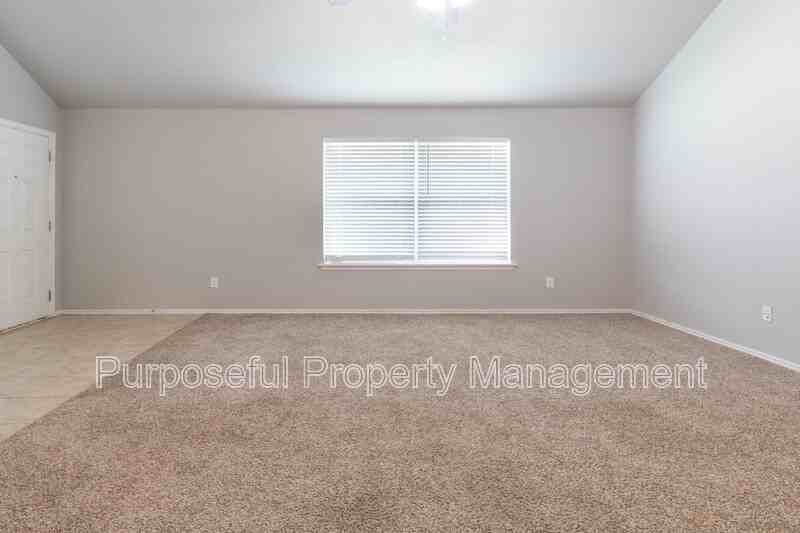 617 Sw 36th St - Photo 5 of 23
