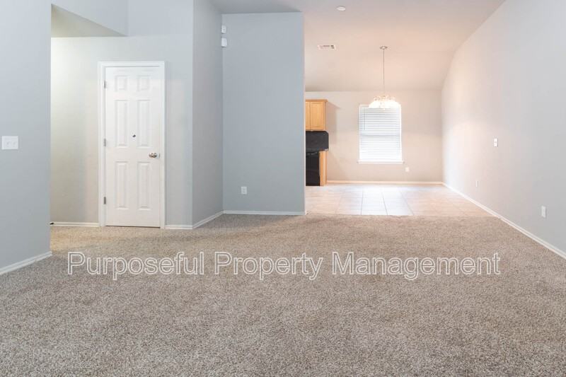 617 Sw 36th St - Photo 6 of 23