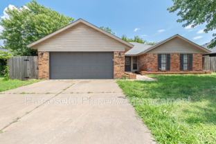 9204 Aaron Dr - Photo 1 of 1