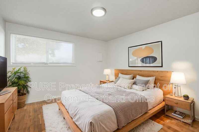 18411 E Burnside St #105