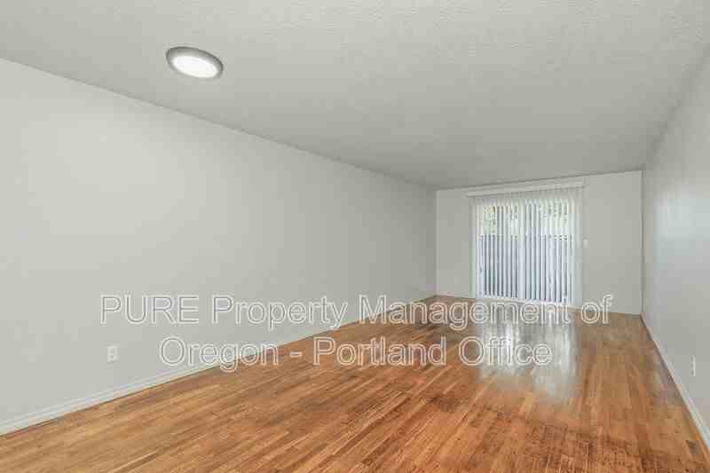 18411 E Burnside St #105 - Photo 7 of 20