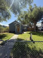 featured image of 620 Maple St