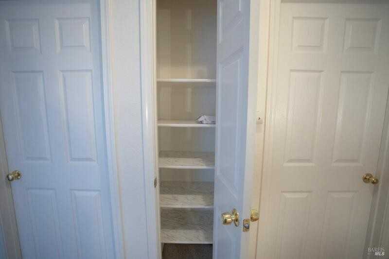 1549 Monarch Pl - Photo 5 of 11